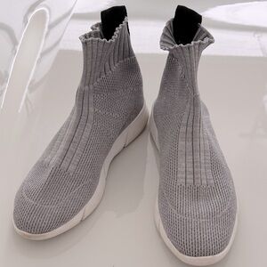 BP Silver Sock Sneaker Sz 7